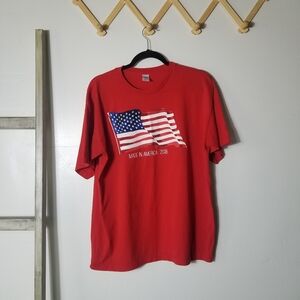 MADE IN THE USA WOMEN'S  RED, WHITE, AND BLUE AMERICAN FLAG TEE SIZE LARGE